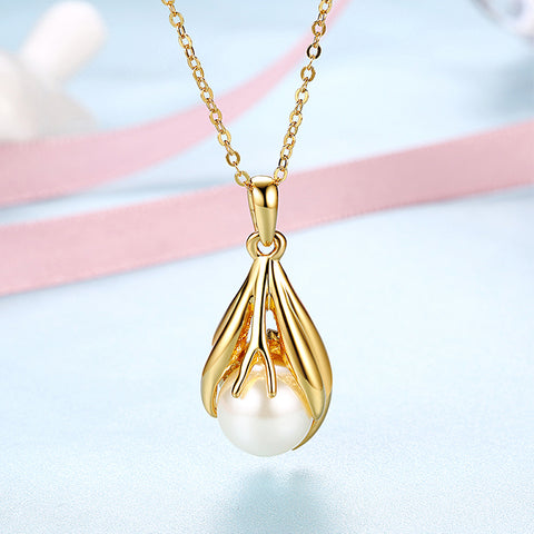 Pearl Water Drop Pendant Necklace